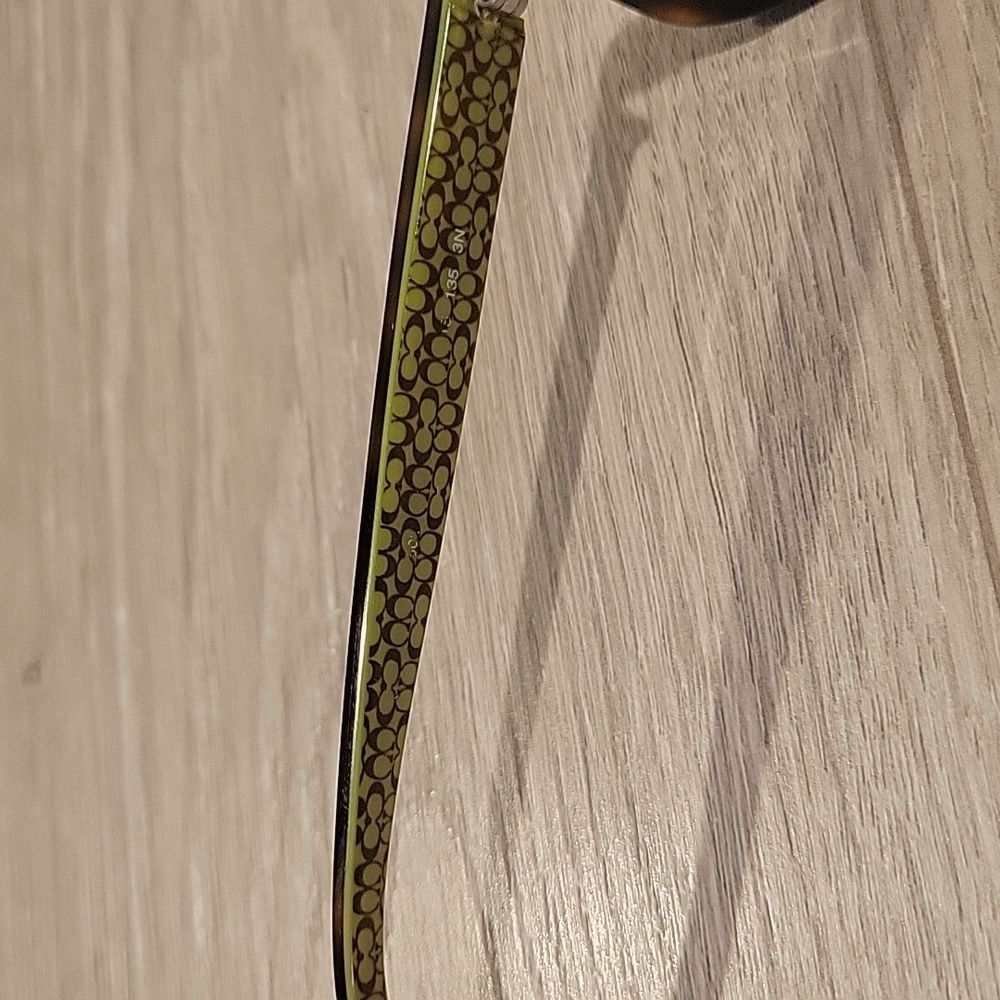Coach L005 Harper Sunglasses- Brown gradient - Picture 3 of 5